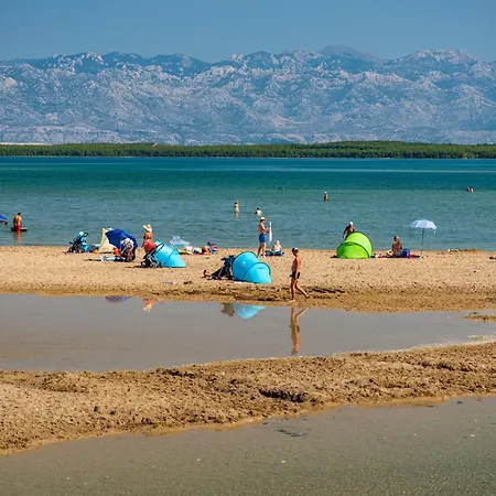 With Parking Space Nin, Zadar - 19555 Appartement