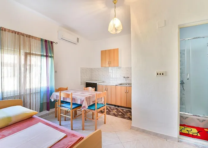 Apartman With Parking Space Nin, Zadar - 19555